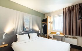 B&B Hôtel EVRY LISSES 1